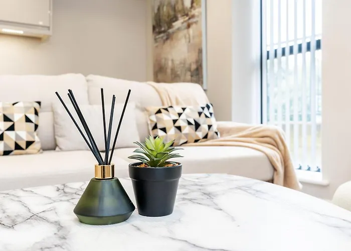 Luxury One Bedroom Apartment - City Centre - Free Wifi Netflix