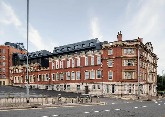 Luxury One Bedroom Apartment - City Centre - Free Wifi Netflix